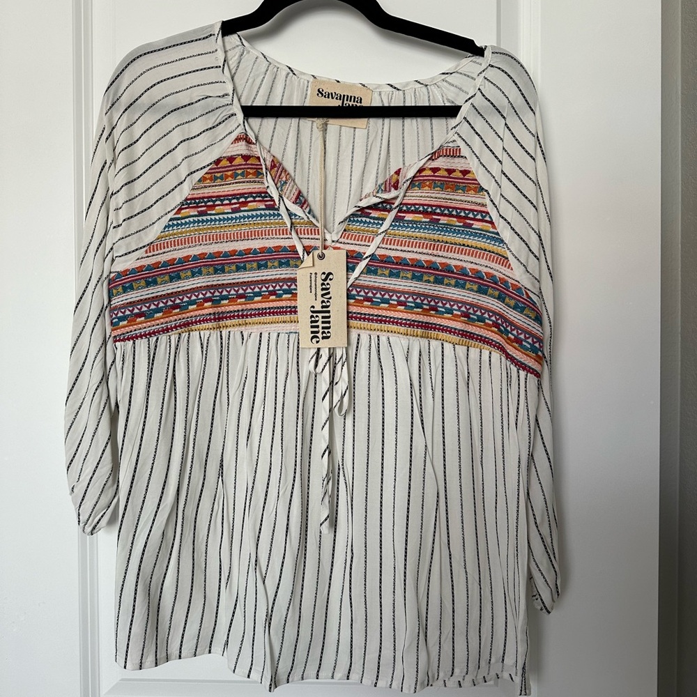 Savanna Jane White Multicolor Embroidered Women's Top